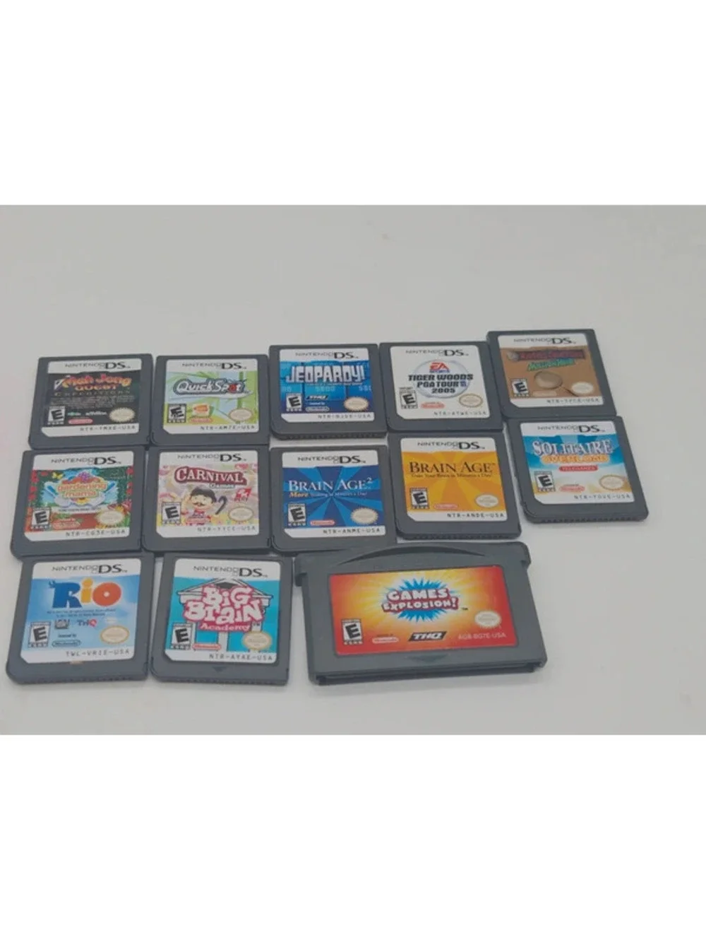 Nintendo DS Lite White Console Bundle Charger Stylus Case 13 Games